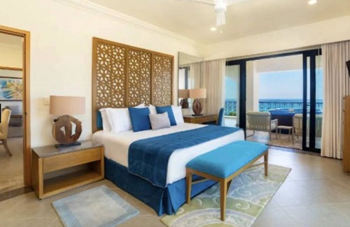 El Zacatal Resort | Beautiful La Valencia Newest Resort of the Villa Group with a Lazy River.