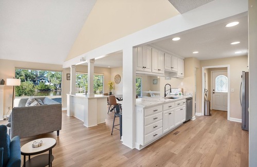 Blue Heron Lake House | Beautiful Lake-Front Home on Fripp Island! Resort Access Included! Golf Cart Included!