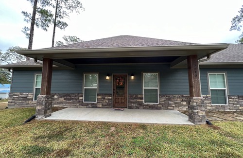 Brookeland House | Beautiful lake home just minutes from Sam Rayburn, in Rayburn Country!