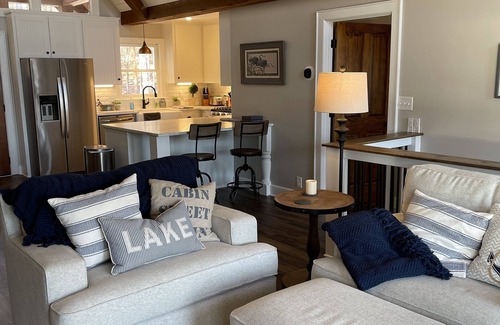 Lake Oconee House | Beautiful lake house 5 minutes from town