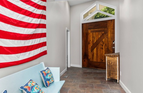 Arley House | BEAUTIFUL lake house with room for everyone!