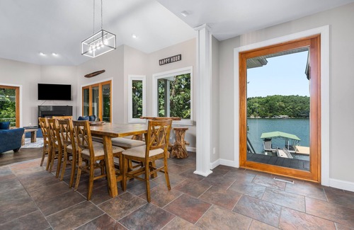 Arley House | BEAUTIFUL lake house with room for everyone!