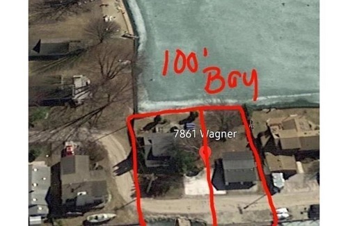 Fair Haven House | Beautiful Lake St Clair Cabin