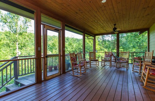Saluda House | Beautiful Lake Summit Home And Boathouse