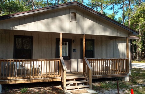 De Leon Springs Cabin | Beautiful lake front property with fully furnished cabins!