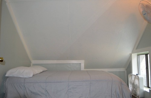 Bellaire Cottage | Beautiful Lakefront Cottage on Intermediate Lake