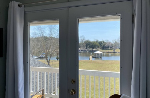 Summerton House | Beautiful Lakefront Home, Sleeps 10, Comfy with Great Porch