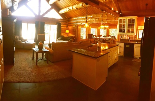 Seeley Lake Cabin | Beautiful Lakefront Cabin on Lake Inez for your summer or winter retreats!