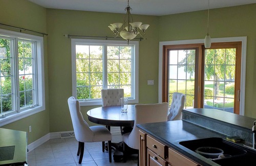 Fredonia House | Beautiful lakehouse