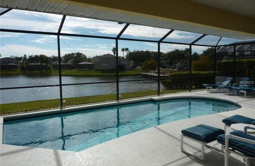 Sunset Lakes House | Beautiful Lakeview 5 bed 4 Bath South Facing Pool/Spa Home