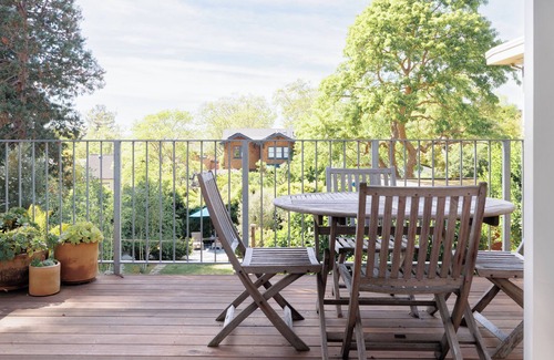 Berkeley House | Beautiful, large Berkeley home near Gourmet Zone
