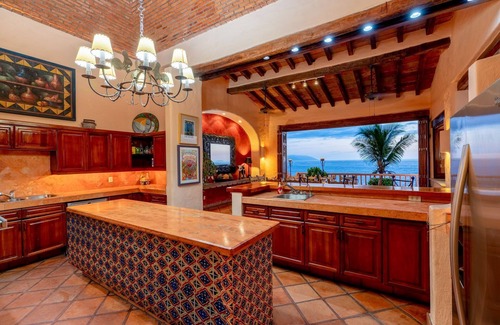Conchas Chinas Villa | Beautiful Large Villa rental in Southshore of Puerto Vallarta