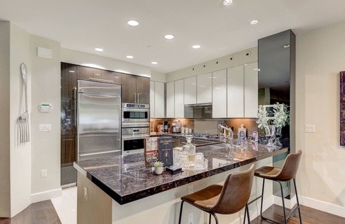 Pico - Robertson Condo | Beautiful large two-bedroom Condo