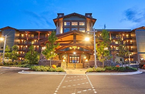 Ridgedale House | Beautiful Lodge at The Cliffs at Long Creek - Table Rock Lake
