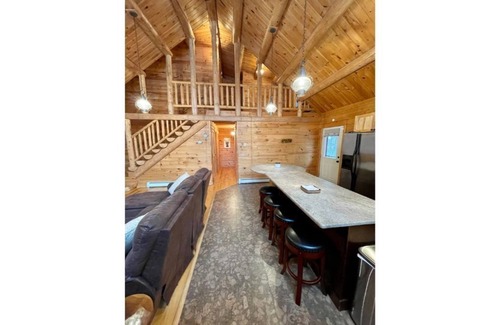 Moultonborough House | Beautiful log cabin near Castle in the Clouds