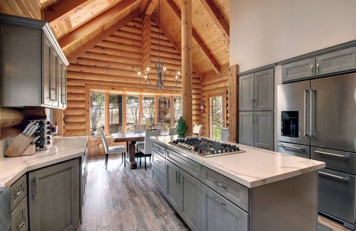 Evergreen Estates Cabin | Beautiful Log Cabin with views, hot tub, WIFI, minutes to both ski resorts