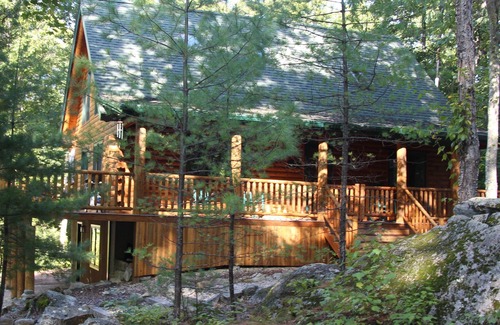 Moultonborough House | Beautiful Log Home in Suissevale on Lake Winnipesaukee with Beach Access