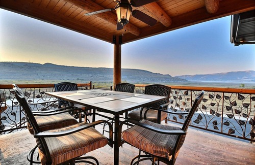 Coalville House | BEAUTIFUL LOG HOME - CLOSE TO PARK CITY