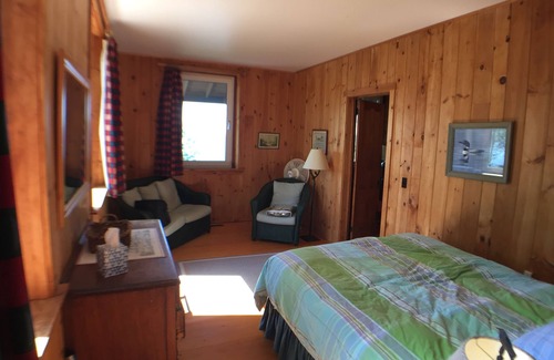 Greenville Cabin | Beautiful Log Lakefront Lodge w/Cove, Beach, Dock and Boathouse