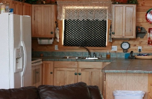 Los Ojos Cabin | Beautiful log-sided cabin in scenic Chama, New Mexico