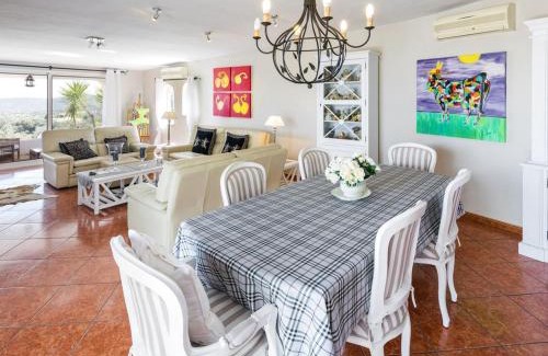 Concelho Villa | Beautiful Loule Villa Villa Quinta Tropical Private Pool Air Conditioning Wifi