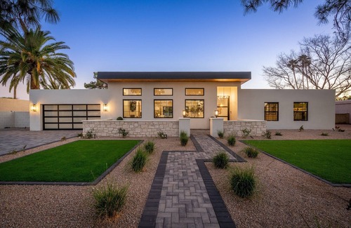 Thunderbird Desert Estates House | Beautiful, Luxurious Scottsdale Home, Pool, Pickleball, & More!