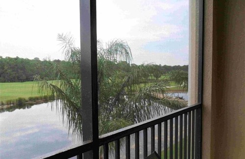 Naples Condo | Beautiful Luxury Condo on Resort Style Golf and Country Club.
