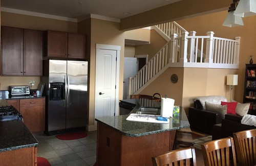 Lincoln House | Beautiful Luxury Townhome at Loon Mountain South Peak in Lincoln NH