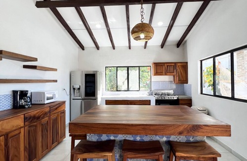 San Luis Talpa House | Beautiful modern tropical beach home + pool - steps away from ocean!