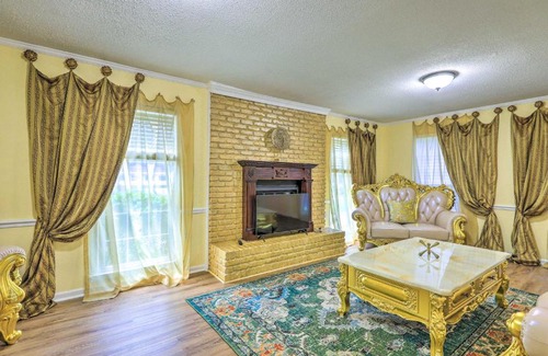 Macon House | Beautiful Macon Getaway about 8 Mi to Downtown!