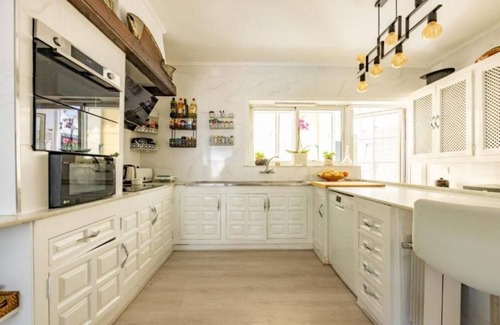 Cabopino House | Beautiful Marbella Beach Front Villa