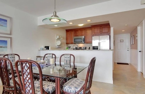 Moorings Condo | Beautiful marina views, manatees and private beach in the Moorings of Vero!