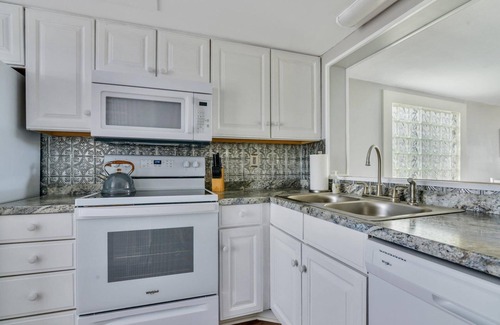 Oceanmarsh Subdivision Condo | Beautiful Marsh View, Newly Renovated with New Furniture!