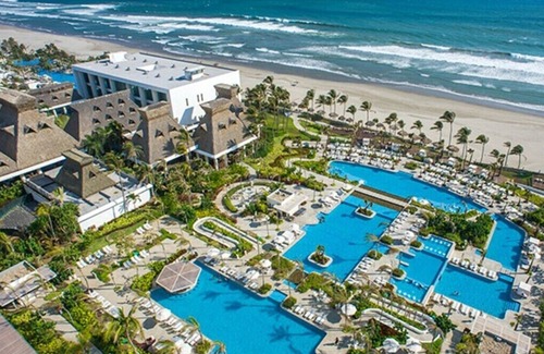 Playa Diamante Resort | Beautiful Mayan Palace by Vidanta One or Two Bedroom/with kitchen