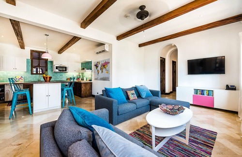Las Catalinas Villa | Beautiful mediterranean style home with spacious Living Room - At Las Catalinas
