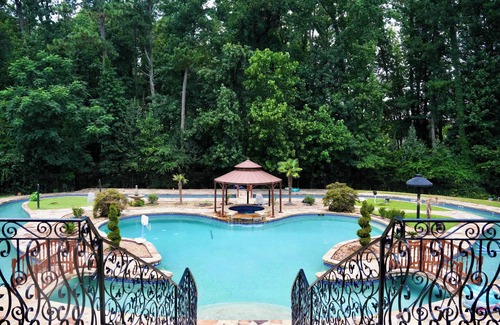 Gainesville House | Beautiful Mediterranean Estate with Lazy river near Lake Lanier Gainesville, Ga