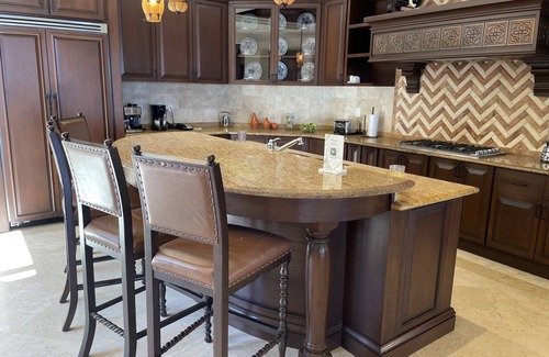 Bouvet Island Villa | Beautiful Mexican villa at Cabo San Lucas for large group getaway. Sleeps 12.