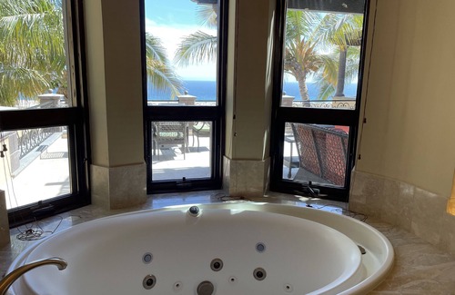 Bouvet Island Villa | Beautiful Mexican villa at Cabo San Lucas for large group getaway. Sleeps 12.
