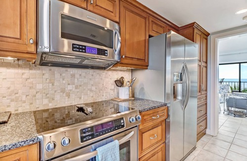 Fernandina Beach Condo | Beautiful Million Dollar Views From Ocean Front Pent House Amelia Island Pet-Ask