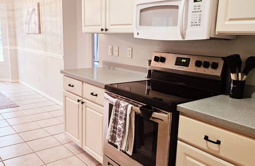 Dunnellon House | Beautiful mini farm and Farmhouse 20 min to World Equestrian Centre Ocala!