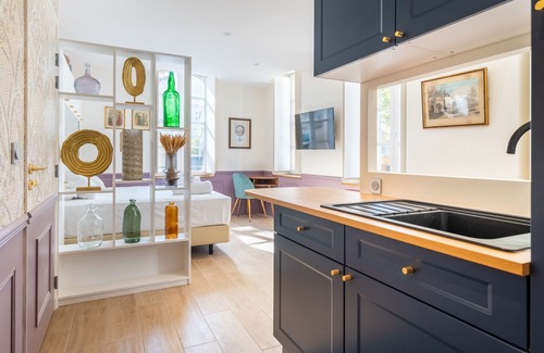 Salon-de-Provence Apartment | Beautiful modern and charming apartment in the heart of Salon de Provence