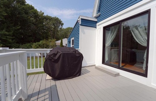 Old Orchard Beach Apartment | Beautiful Modern Beach House!