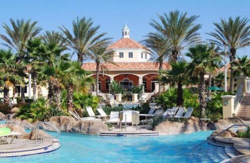 Regal Palms House | Beautiful Modern 4 Bed 3 Bath Townhome