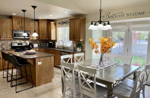 Highland House | Beautiful Modern Highland Home!
