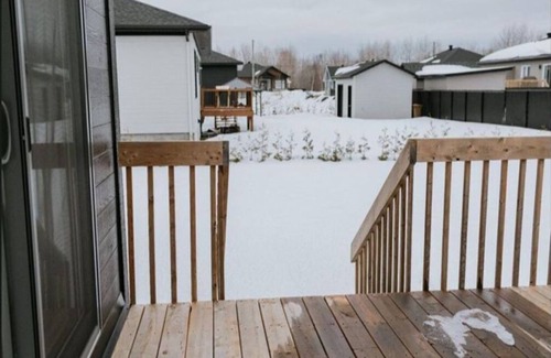 Mauricie House | Beautiful modern house. Luxury and comfort near many parks and services