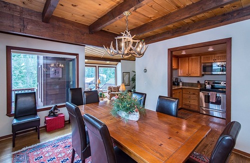 Alpine Meadows House | Beautiful Mountain Home -UNAVAILABLE-