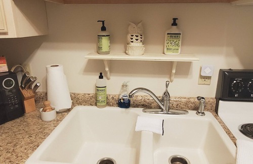 Laurel Ridge Apartment | Beautiful Mountain Getaway in a safe gated community.