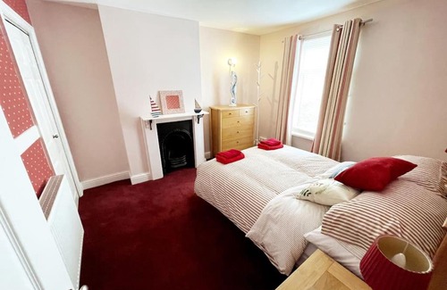 Bishopston House | Beautiful Mumbles/Gower cottage