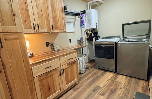 Mount Ida House | Beautiful new barndominium close to lake Ouachita, caddo river and camp ozark.