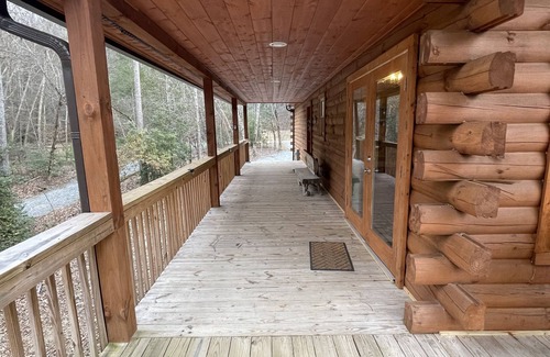 Lake Lure Cabin | Beautiful New Cabin on the Broad River, 3 miles from Lake Lure, NC